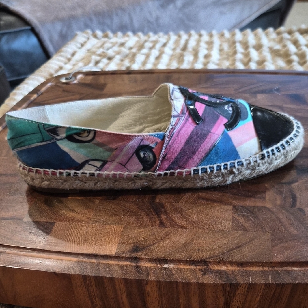 CHANEL Multicolor Canvas Espadrilles with Black Patent Toe - Picture 9 of 15
